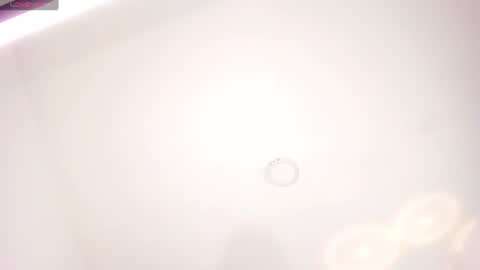 Snapshot of lucia_lee_ chatting on 06-20-26, 11:07 Lucia online show from 06-20-26, 11:07
