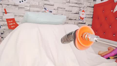 luciaaah online show from 12-16-24, 08:58