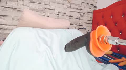 luciaaah online show from 02-04-25, 08:49