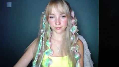 Lucy online show from 09-12-25, 07:58