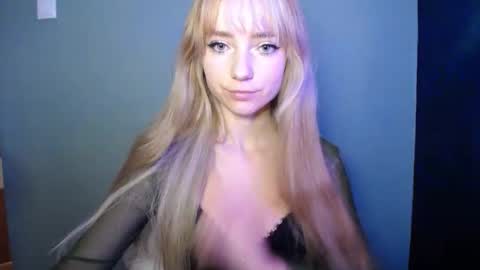 Lucy online show from 10-02-25, 06:53