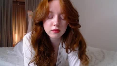 Snapshot of luciacoy chatting on 02-02-25, 07:14 Lucia online show from 02-02-25, 07:14