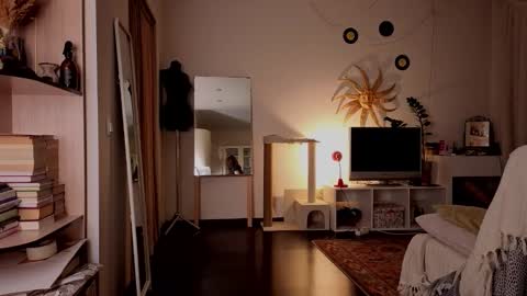 Lucia online show from 01-18-26, 06:23