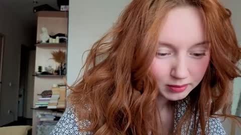 Lucia online show from 04-22-26, 02:07