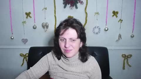 LuciaMi online show from 12-19-24, 06:56