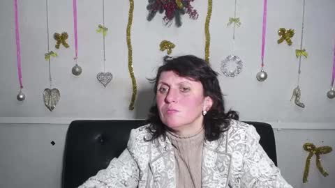 LuciaMi online show from 12-25-24, 06:09