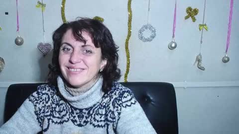 LuciaMi online show from 12-29-24, 06:05