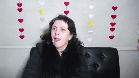 LuciaMi online show from 01-23-25, 11:36