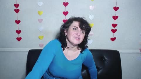 LuciaMi online show from 01-25-25, 10:07