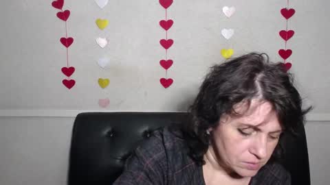 LuciaMi online show from 02-07-25, 09:05