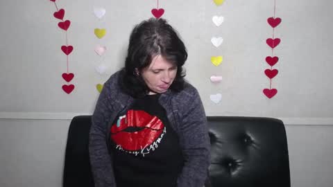 LuciaMi online show from 02-12-25, 03:40