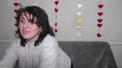 LuciaMi online show from 02-16-25, 09:04