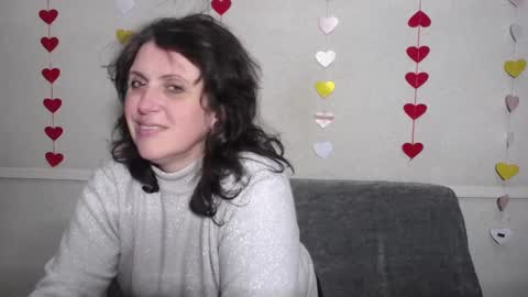 LuciaMi online show from 03-07-25, 02:36