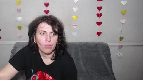 LuciaMi online show from 03-09-25, 09:24