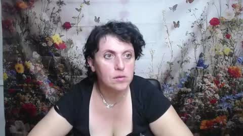 LuciaMi online show from 09-14-25, 05:01