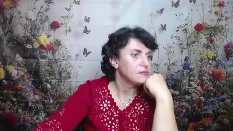 LuciaMi online show from 09-25-25, 06:55