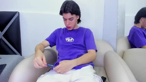 Snapshot of lucian_greyy chatting on 10-07-25, 03:58 lucian_greyy online show from 10-07-25, 03:58