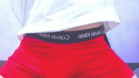 Snapshot of lucian_greyy chatting on 11-04-25, 04:33 lucian_greyy online show from 11-04-25, 04:33