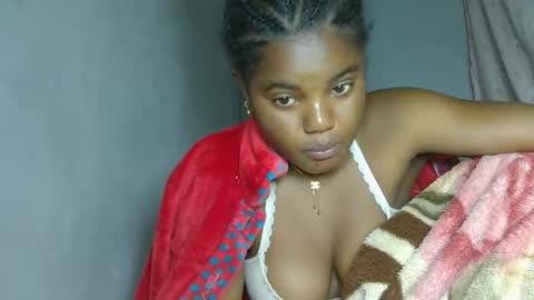 luciana012 online show from 09-22-25, 05:53