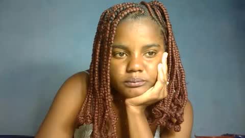 luciana012 online show from 09-30-25, 07:08