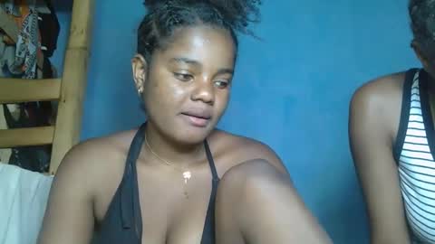 luciana012 online show from 10-12-25, 04:17