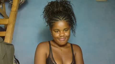 luciana012 online show from 11-07-25, 03:34