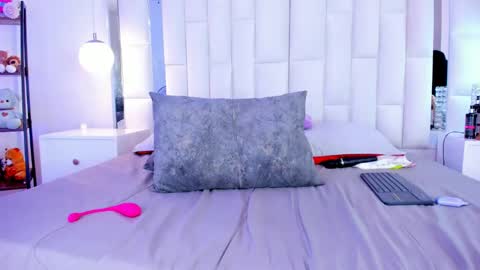 Snapshot of luciana_66 chatting on 02-23-25, 04:28 Lisseth online show from 02-23-25, 04:28