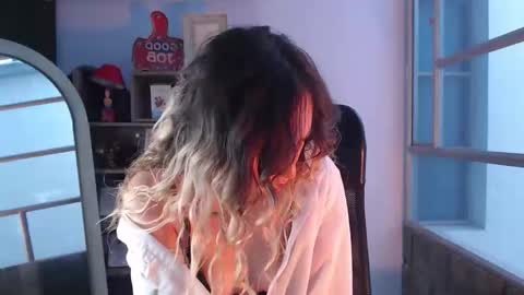 Snapshot of luciana_evaans chatting on 12-06-24, 05:00 Luciana Evans online show from 12-06-24, 05:00