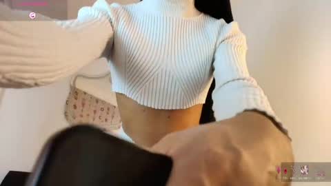 Snapshot of luciana_glow chatting on 04-12-26, 03:00 luciana_glow online show from 04-12-26, 03:00