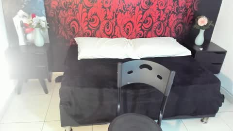 lucianablackwell online show from 09-20-25, 01:45