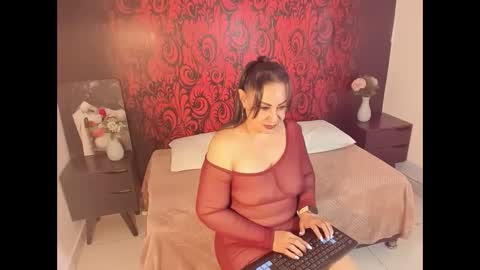 lucianablackwell online show from 10-02-25, 05:09