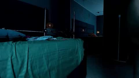 lucianablake online show from 03-25-26, 04:02