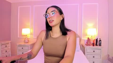    online show from 09-30-25, 03:44