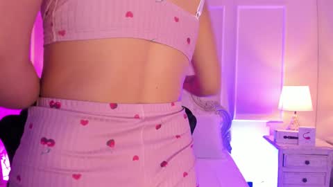    online show from 10-10-25, 04:22