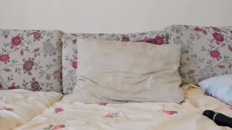 Snapshot of lucianalive chatting on 01-26-25, 08:36 Mysterious Girl online show from 01-26-25, 08:36