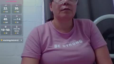 Snapshot of lucianamaster chatting on 10-06-25, 09:45 lucianamaster online show from 10-06-25, 09:45