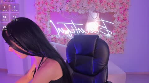 Luciana Miller  online show from 12-21-24, 03:47