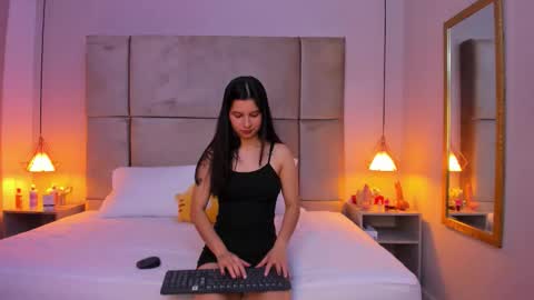 Luci  online show from 09-27-25, 12:43