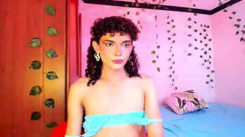 Lucy or Lucian 3 Come to my social Links3   online show from 09-14-25, 07:24