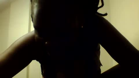 luciaresa online show from 06-19-26, 08:51
