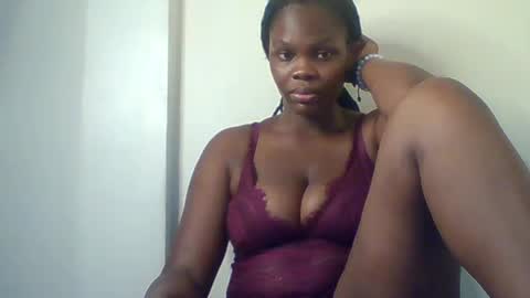 luciaresa online show from 07-01-26, 06:26