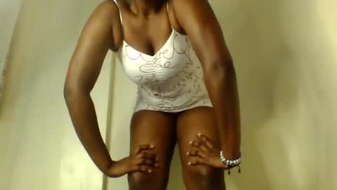 luciaresa online show from 07-16-26, 06:14