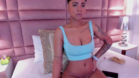  lucia wallace  online show from 03-08-25, 11:18