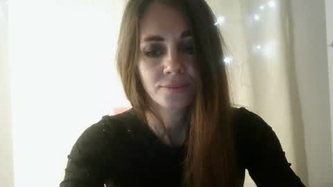Snapshot of luciemack chatting on 10-15-25, 06:41 LucieMack online show from 10-15-25, 06:41