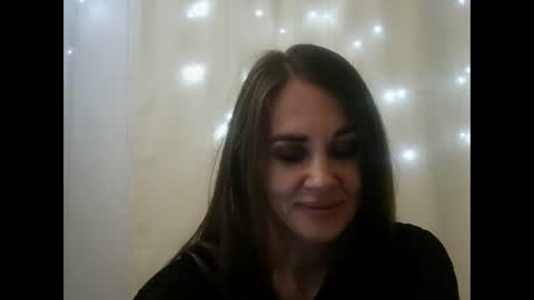 Snapshot of luciemack chatting on 10-20-25, 09:26 LucieMack online show from 10-20-25, 09:26