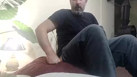 Snapshot of lucifergotharder chatting on 12-15-25, 09:52 Lucifergotharder online show from 12-15-25, 09:52