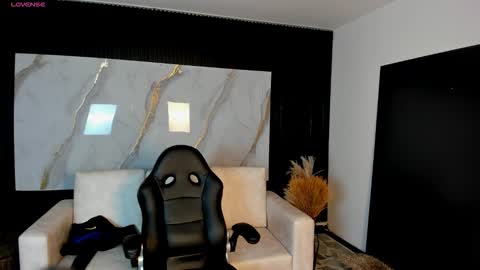 luciferr 96 online show from 02-11-26, 10:53