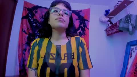 Snapshot of luciferrx666 chatting on 07-12-26, 02:24 camila online show from 07-12-26, 02:24
