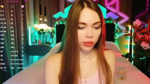 MimiFors online show from 09-22-25, 05:04