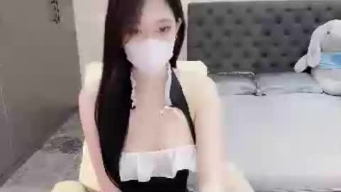 lucii04 online show from 06-19-26, 07:17